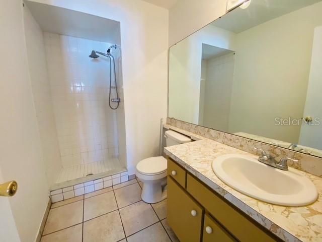 For Rent: $1,750 (2 beds, 2 baths, 1049 Square Feet)