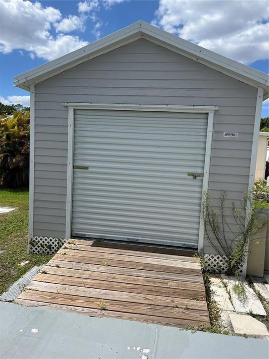 New Smithbuilt shed with ramp