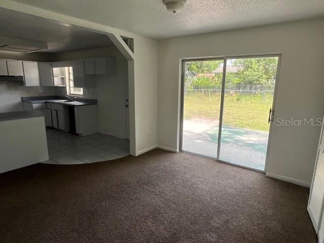 For Rent: $1,600 (3 beds, 2 baths, 1326 Square Feet)