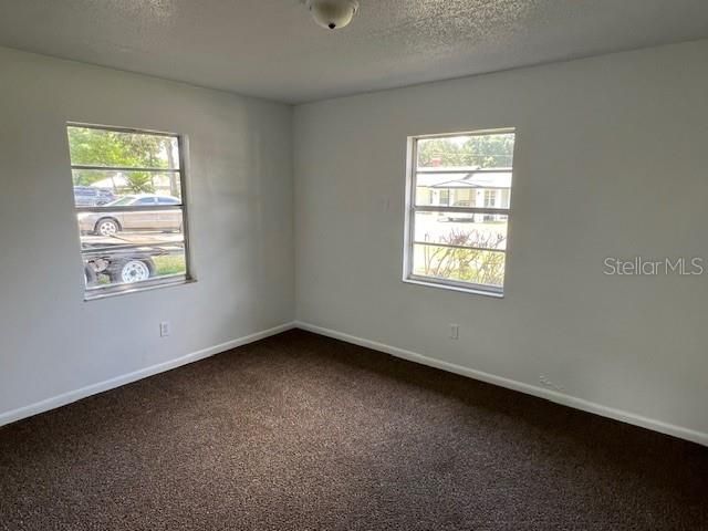 For Rent: $1,600 (3 beds, 2 baths, 1326 Square Feet)