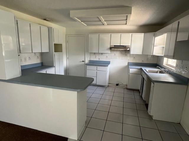 For Rent: $1,600 (3 beds, 2 baths, 1326 Square Feet)