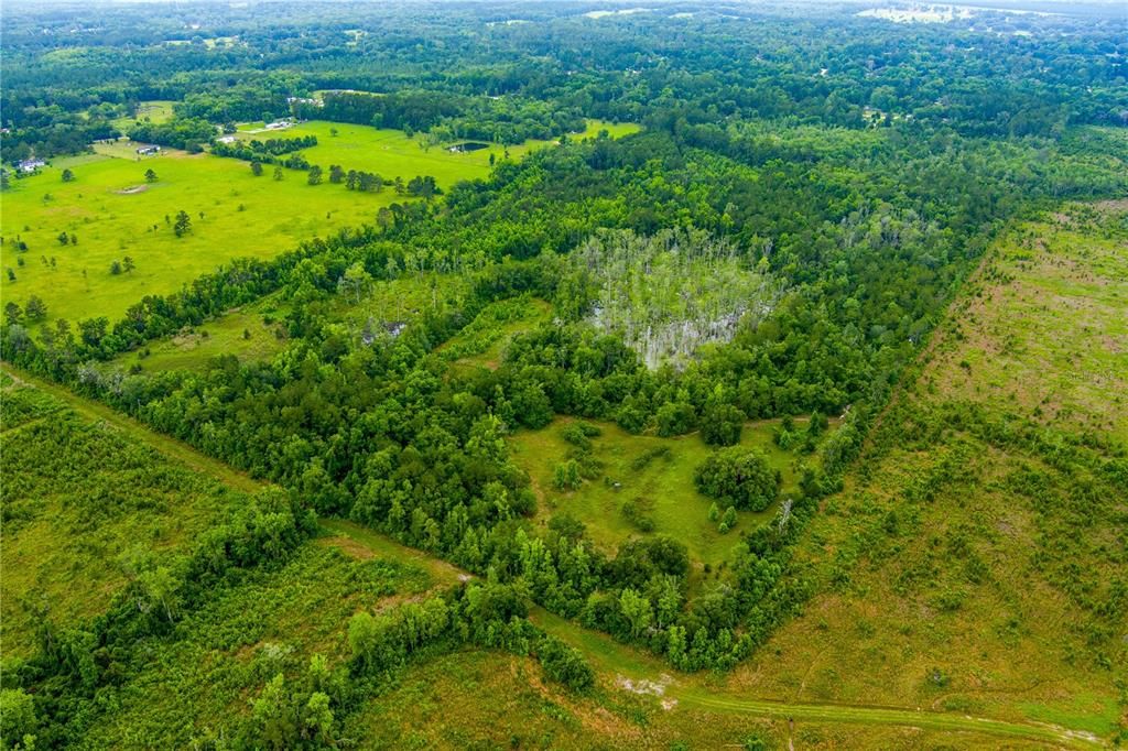 На продажу: $694,000 (84.00 acres)