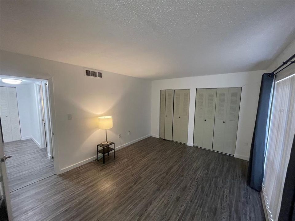 For Sale: $118,900 (2 beds, 2 baths, 1226 Square Feet)