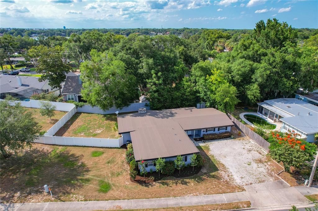 Active With Contract: $525,000 (4 beds, 3 baths, 2676 Square Feet)