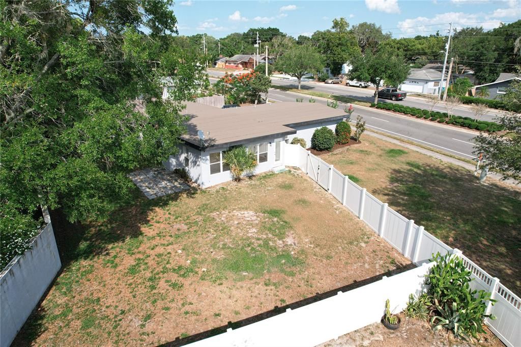 Active With Contract: $525,000 (4 beds, 3 baths, 2676 Square Feet)