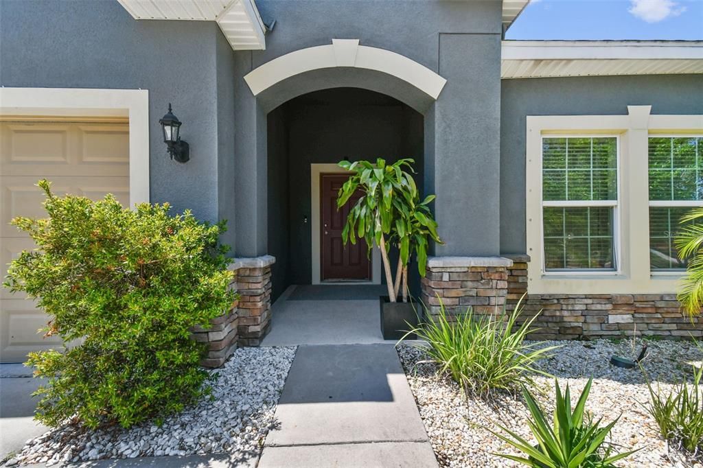 Active With Contract: $464,900 (4 beds, 2 baths, 1897 Square Feet)