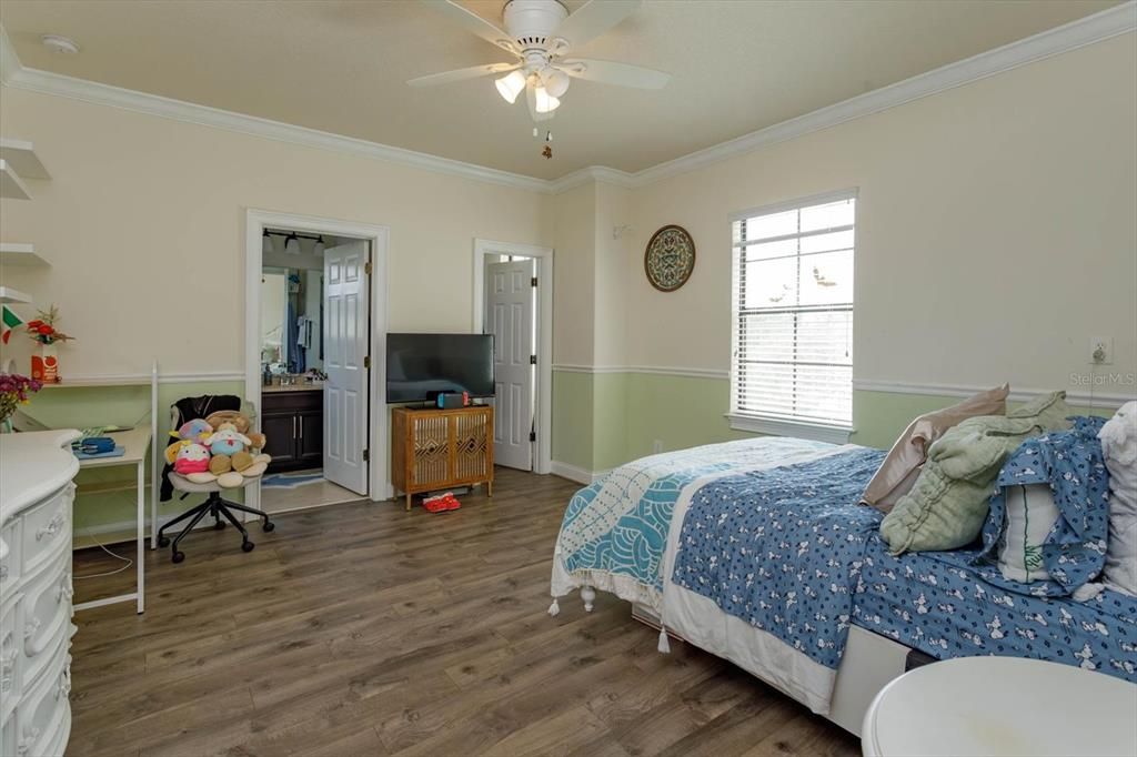 Bonus room bathroom