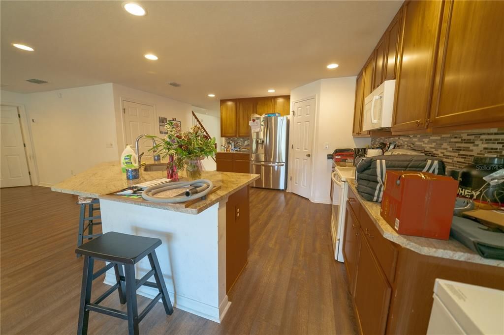 For Sale: $702,514 (5 beds, 2 baths, 3472 Square Feet)