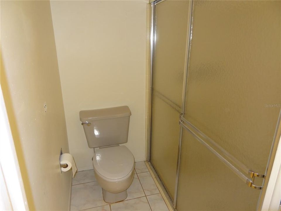 For Sale: $149,900 (2 beds, 2 baths, 1029 Square Feet)