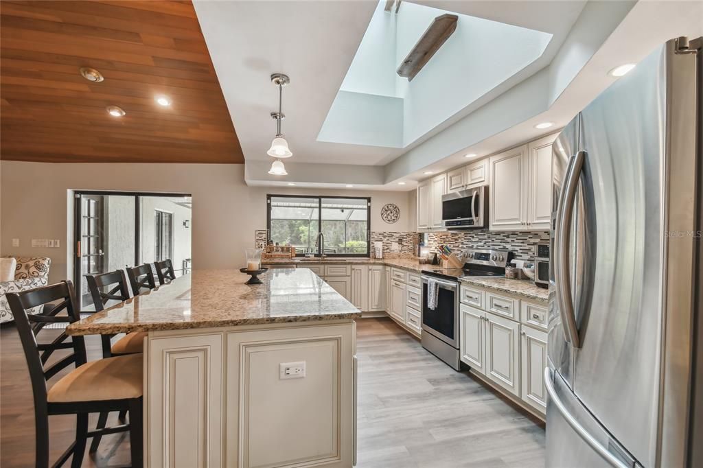 Active With Contract: $950,000 (4 beds, 3 baths, 3384 Square Feet)