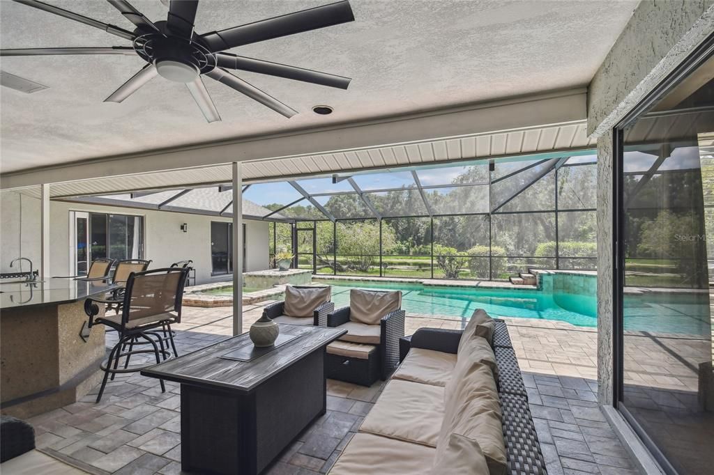 Active With Contract: $950,000 (4 beds, 3 baths, 3384 Square Feet)