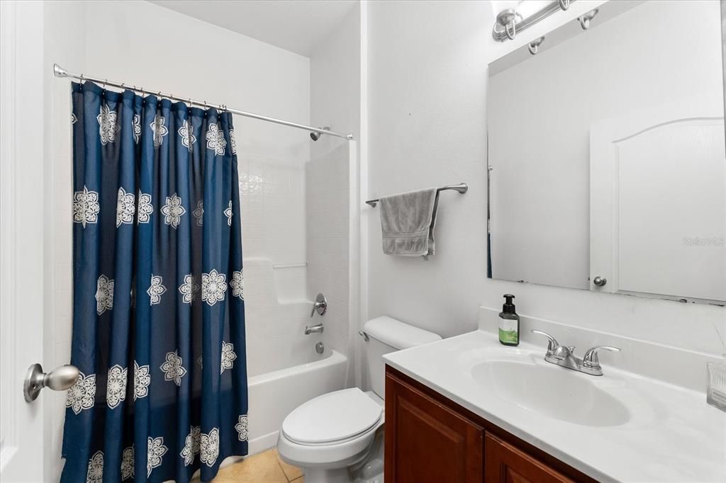 待售: $349,000 (3 贝兹, 2 浴室, 1445 平方英尺)