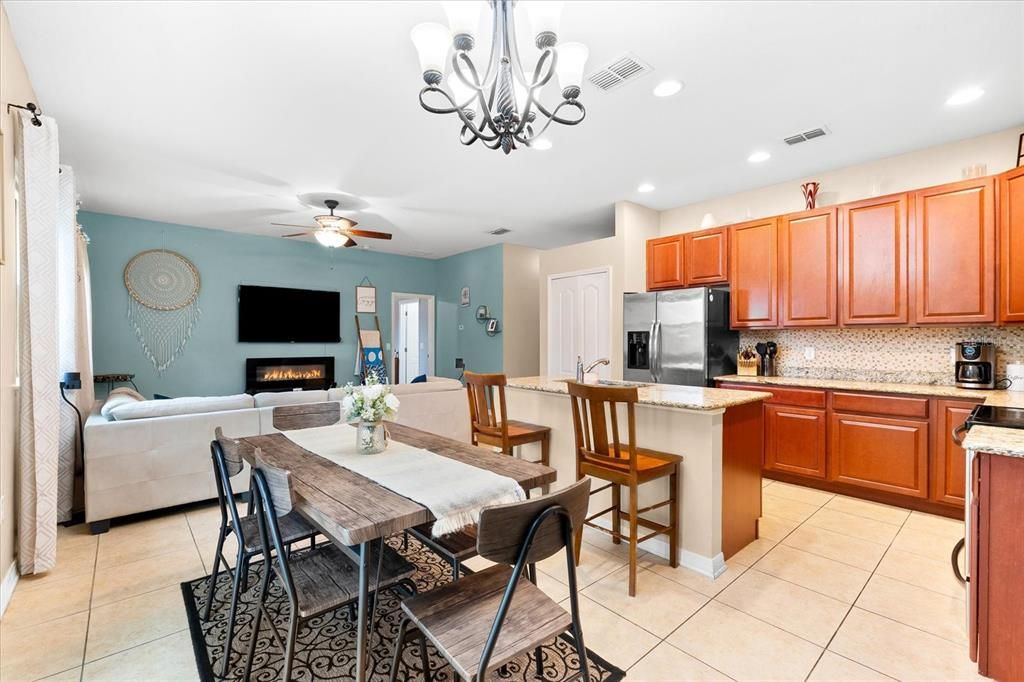 For Sale: $349,000 (3 beds, 2 baths, 1445 Square Feet)