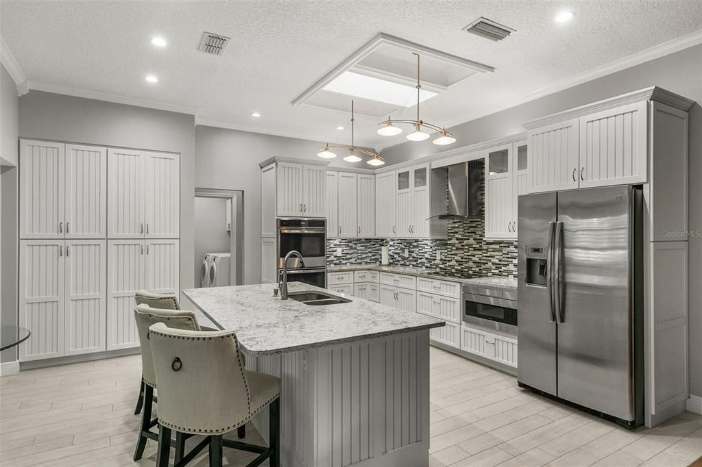 Gorgeous Solid Wood Cabinetry and Stainless Steel Appliances