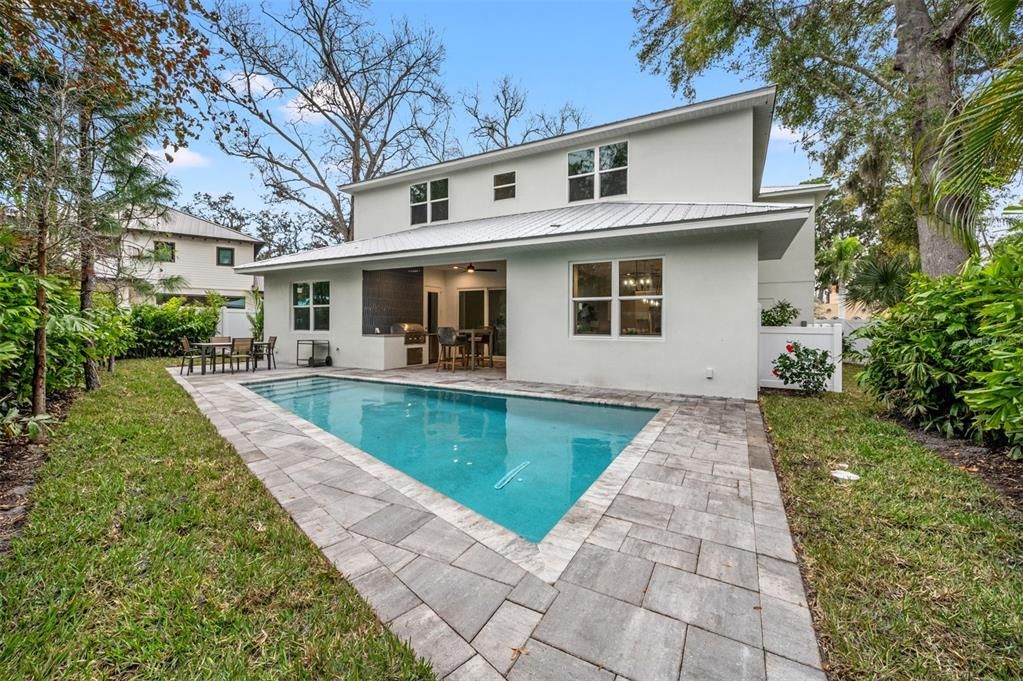 Active With Contract: $2,475,000 (4 beds, 3 baths, 3358 Square Feet)