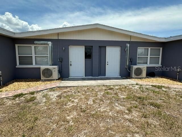 For Rent: $1,899 (4 beds, 2 baths, 2096 Square Feet)