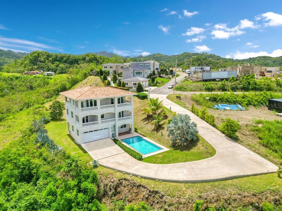 待售: $1,198,000 (4 贝兹, 3 浴室, 3300 平方英尺)