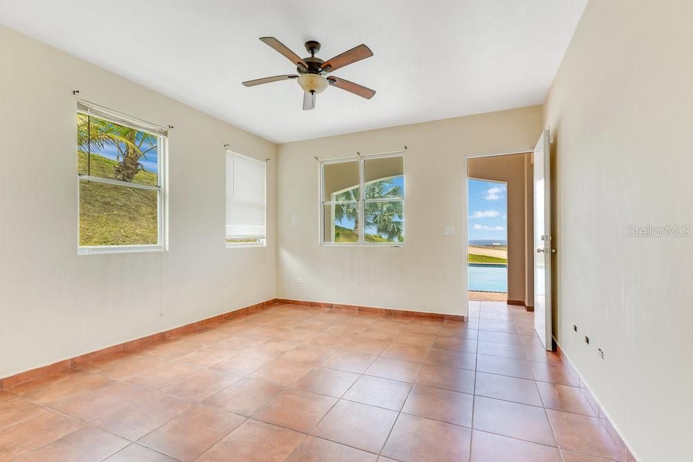 待售: $1,198,000 (4 贝兹, 3 浴室, 3300 平方英尺)