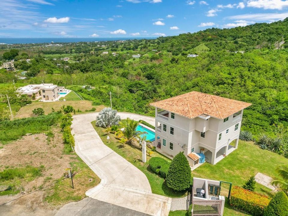 待售: $1,198,000 (4 贝兹, 3 浴室, 3300 平方英尺)