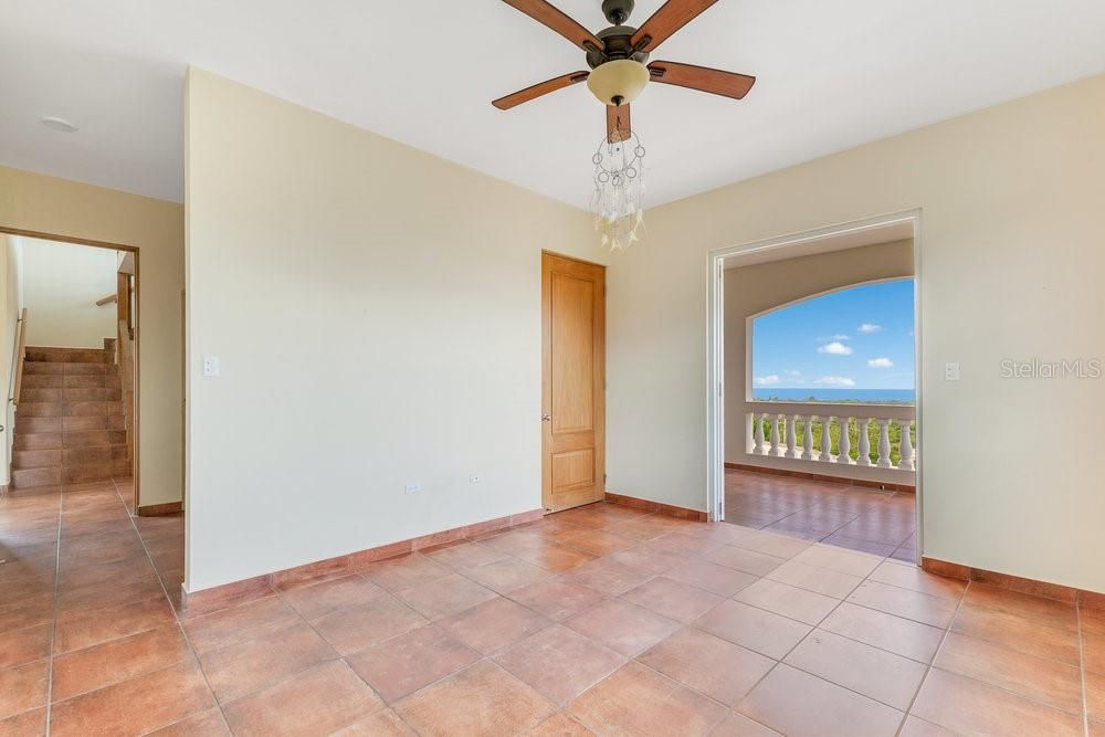 待售: $1,198,000 (4 贝兹, 3 浴室, 3300 平方英尺)