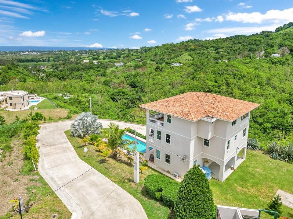 待售: $1,198,000 (4 贝兹, 3 浴室, 3300 平方英尺)