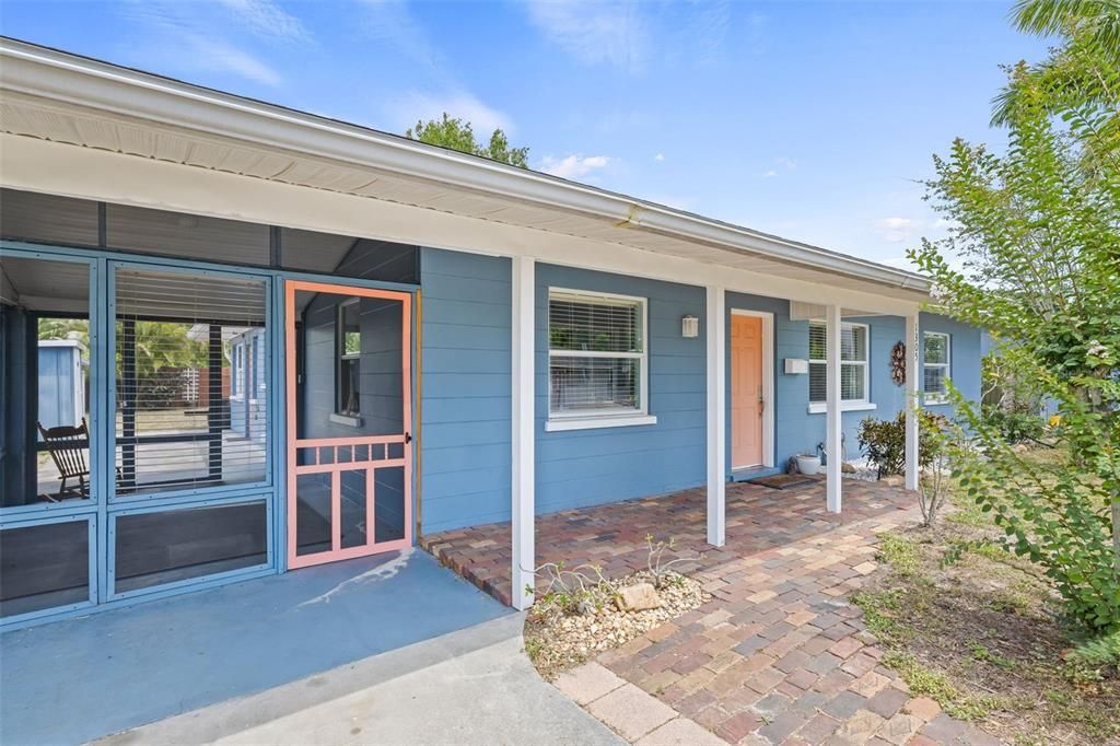 For Sale: $375,000 (3 beds, 2 baths, 1362 Square Feet)