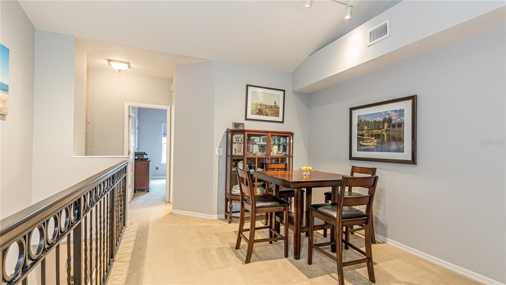 For Sale: $585,000 (2 beds, 2 baths, 1154 Square Feet)