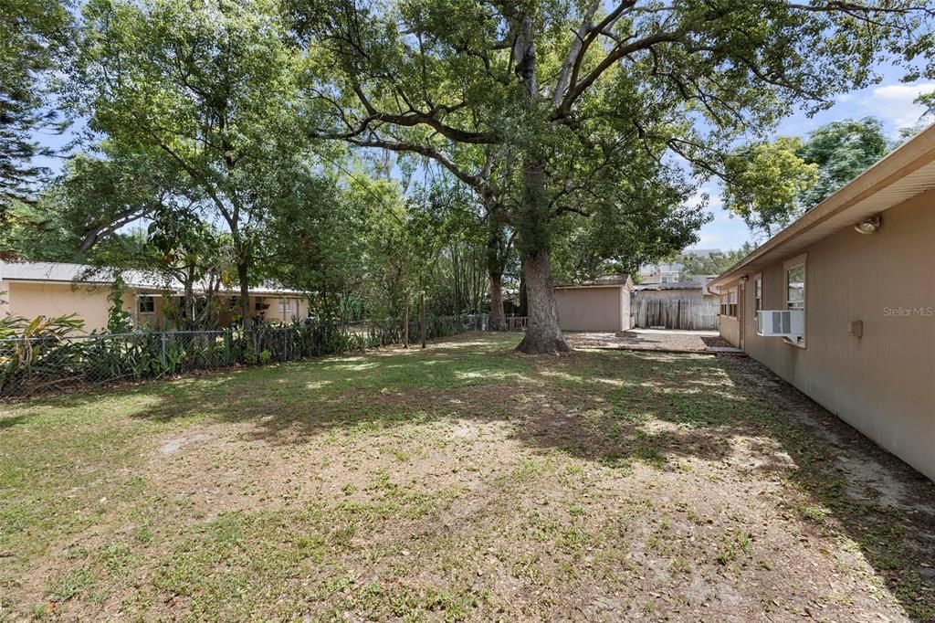 Active With Contract: $219,900 (3 beds, 1 baths, 1224 Square Feet)