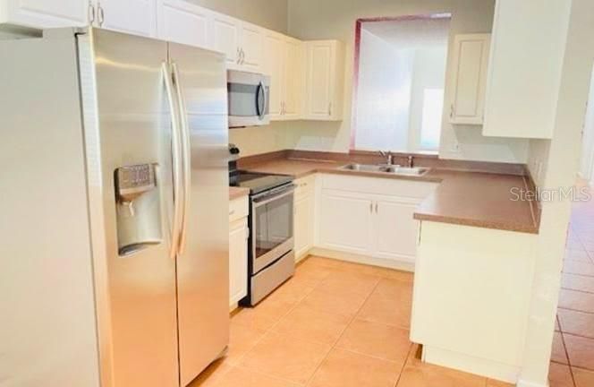 For Rent: $2,100 (2 beds, 2 baths, 1790 Square Feet)