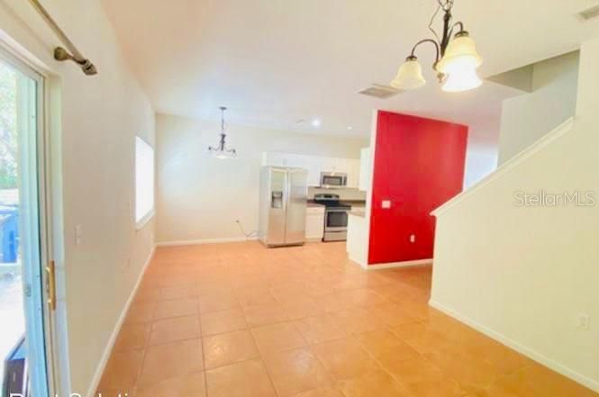 For Rent: $2,100 (2 beds, 2 baths, 1790 Square Feet)