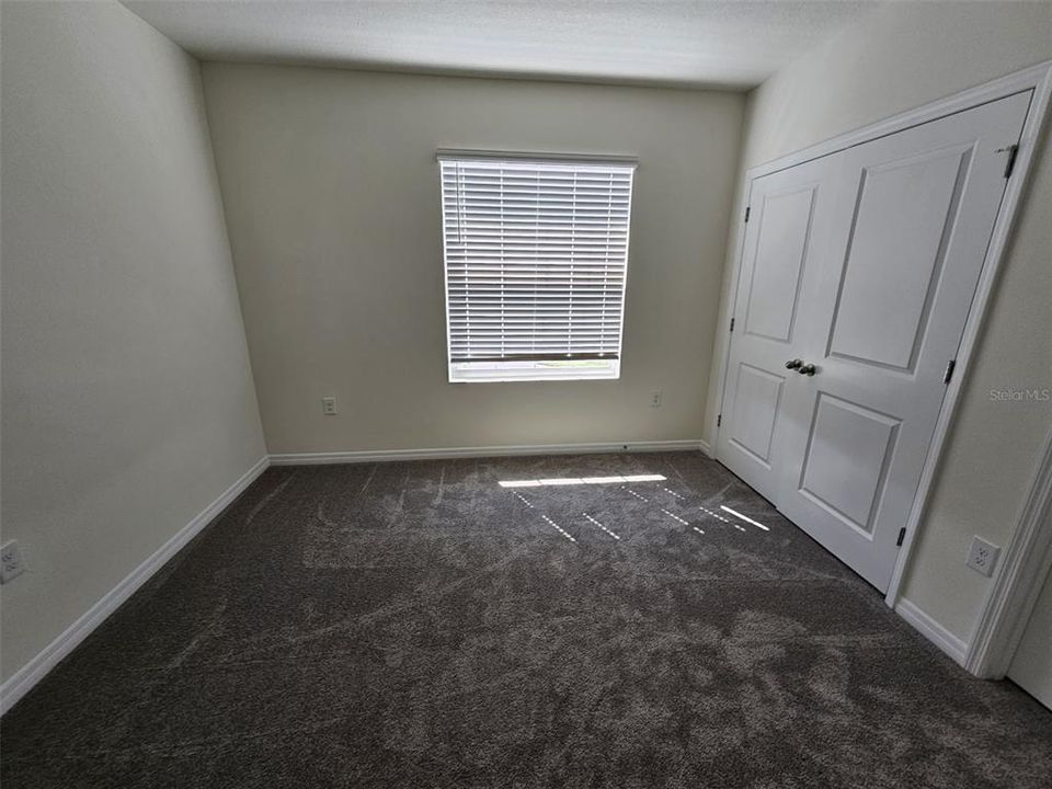 For Rent: $2,350 (3 beds, 2 baths, 1758 Square Feet)