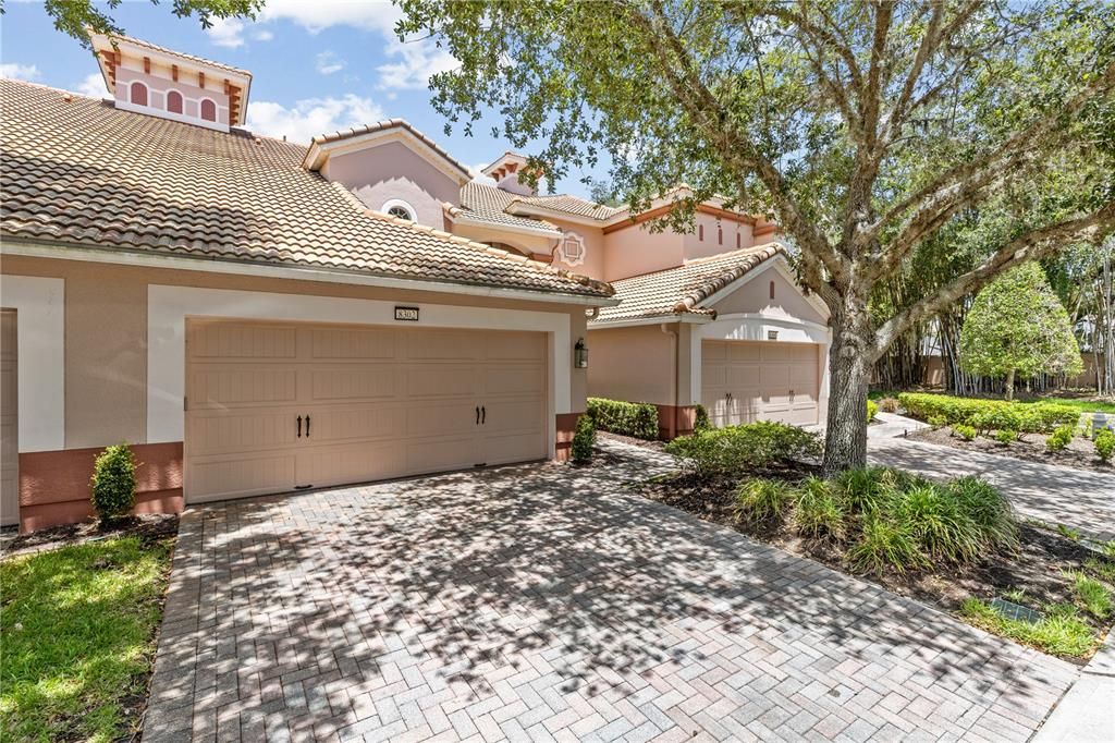 Active With Contract: $2,250 (3 beds, 2 baths, 2059 Square Feet)