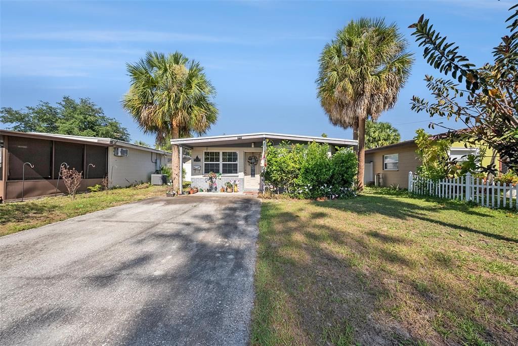 Recently Sold: $396,900 (3 beds, 2 baths, 1056 Square Feet)