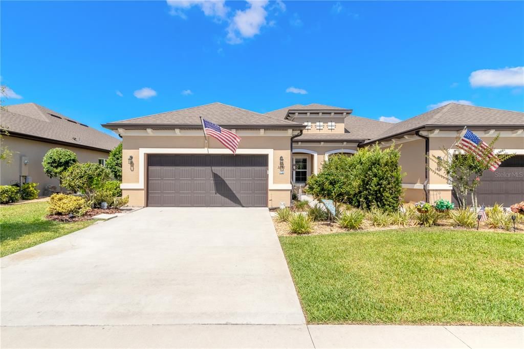 Recently Sold: $390,000 (2 beds, 2 baths, 1721 Square Feet)