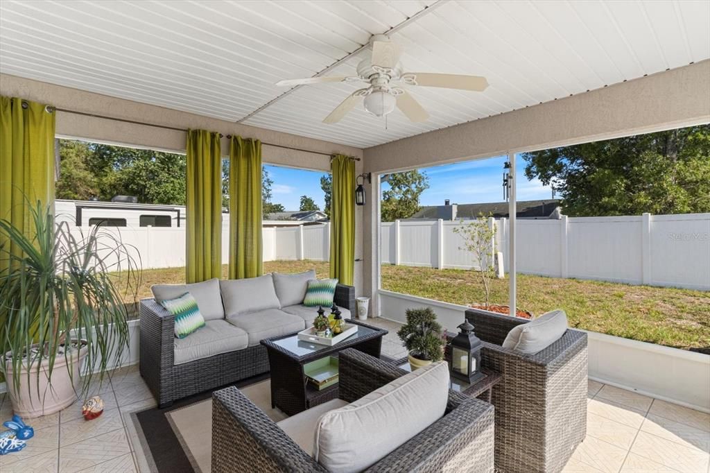 Active With Contract: $349,900 (3 beds, 2 baths, 2035 Square Feet)