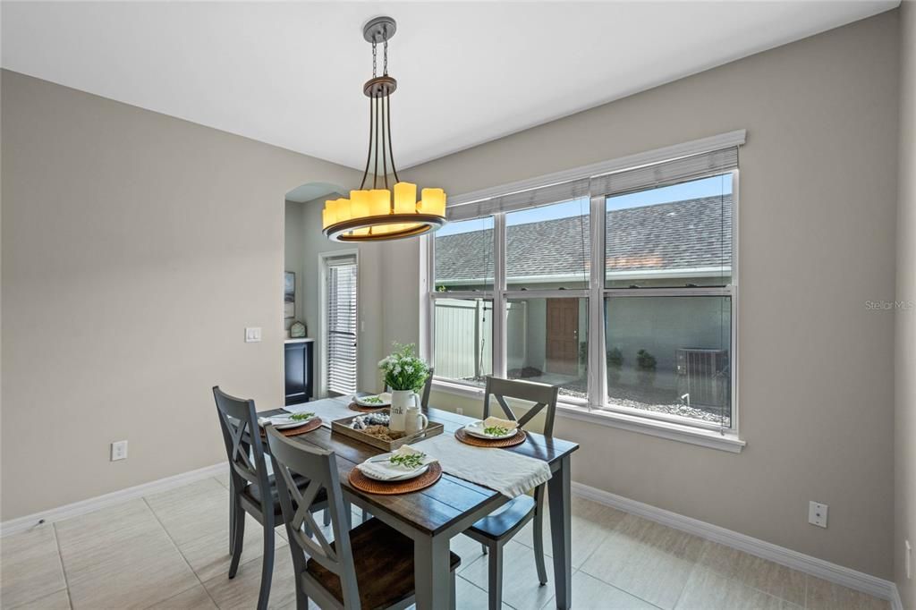 Active With Contract: $2,800 (3 beds, 2 baths, 1584 Square Feet)