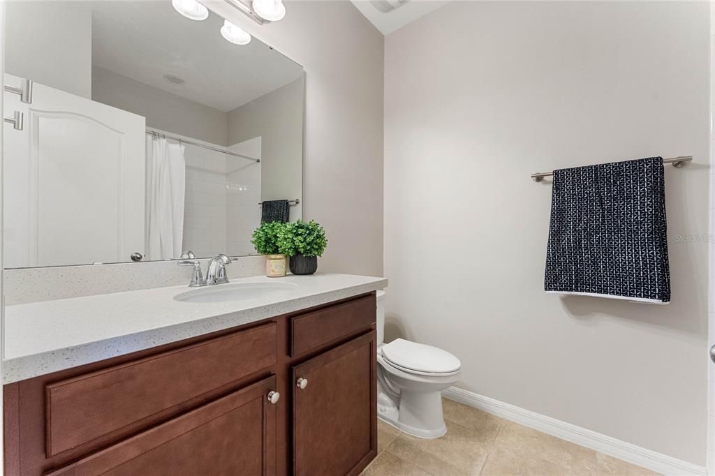 Active With Contract: $2,800 (3 beds, 2 baths, 1584 Square Feet)