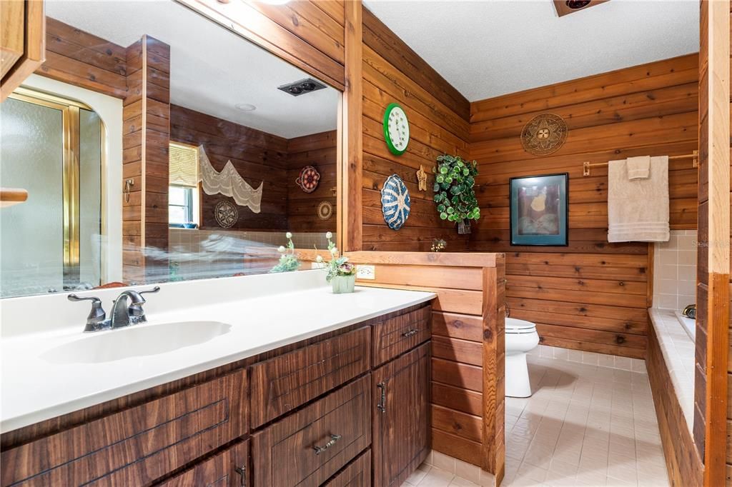 Owner's Suite Bathroom