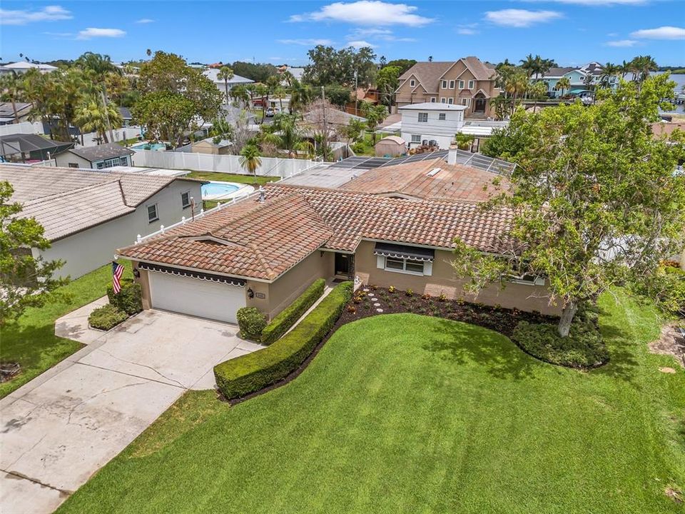 For Sale: $690,000 (3 beds, 2 baths, 2097 Square Feet)