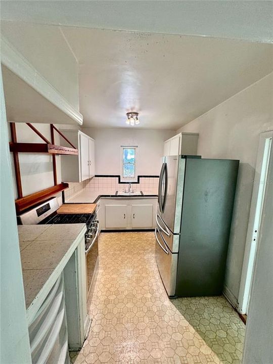 For Sale: $269,000 (3 beds, 1 baths, 1256 Square Feet)