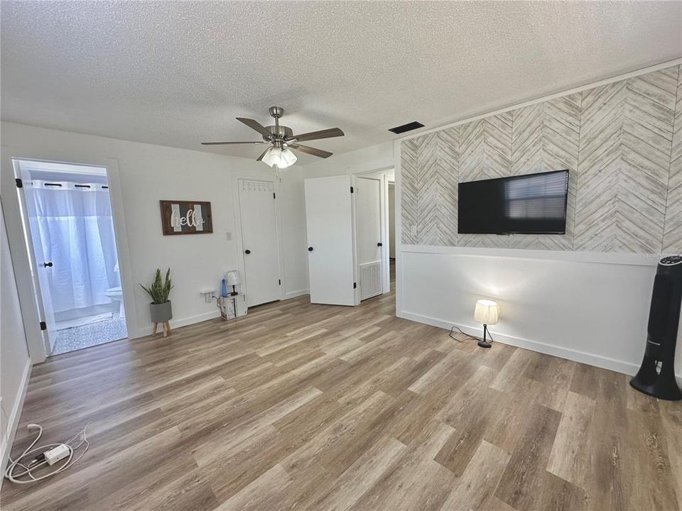 For Sale: $289,900 (3 beds, 2 baths, 1447 Square Feet)