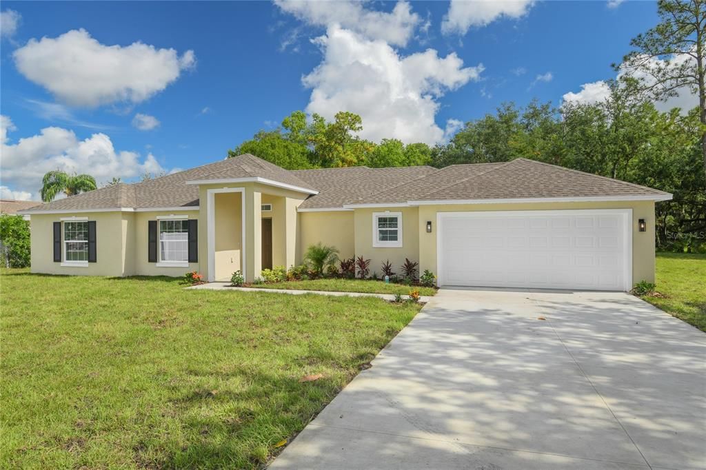 Active With Contract: $342,900 (4 beds, 2 baths, 1747 Square Feet)