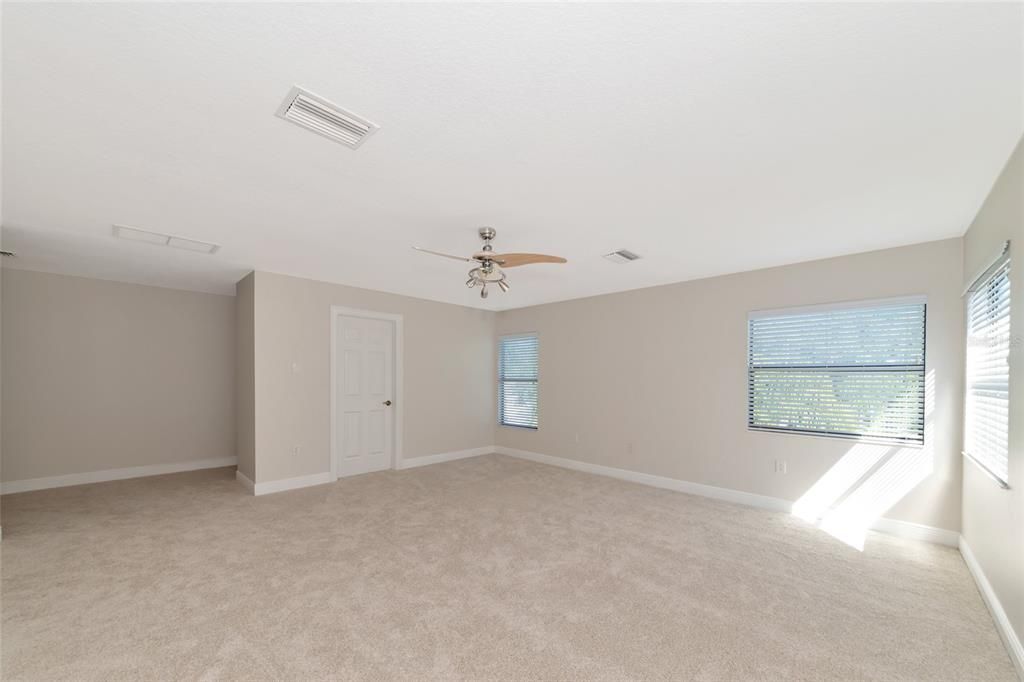 Bedroom 4/bonus room upstairs