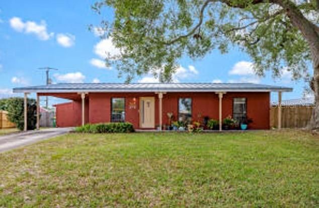 Recently Sold: $270,000 (3 beds, 1 baths, 1120 Square Feet)