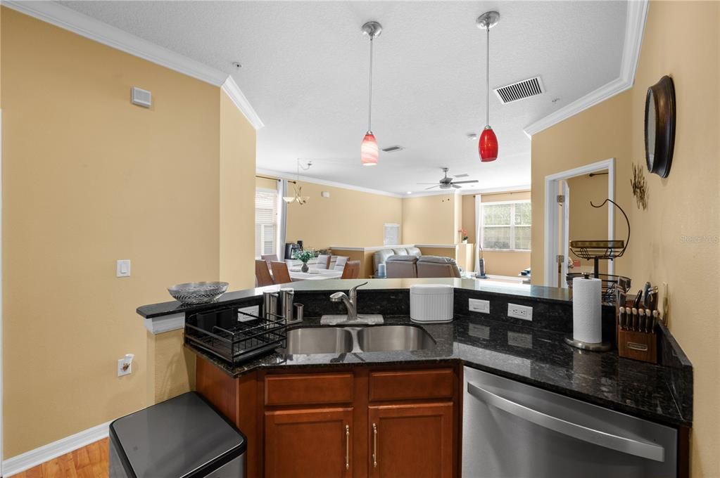 For Sale: $349,900 (3 beds, 2 baths, 1417 Square Feet)