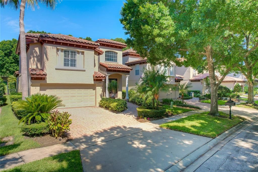 For Sale: $1,399,000 (4 beds, 4 baths, 3544 Square Feet)