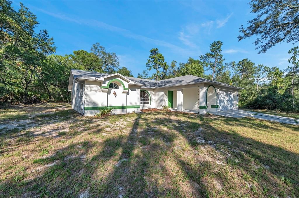 For Sale: $500,000 (3 beds, 2 baths, 1506 Square Feet)