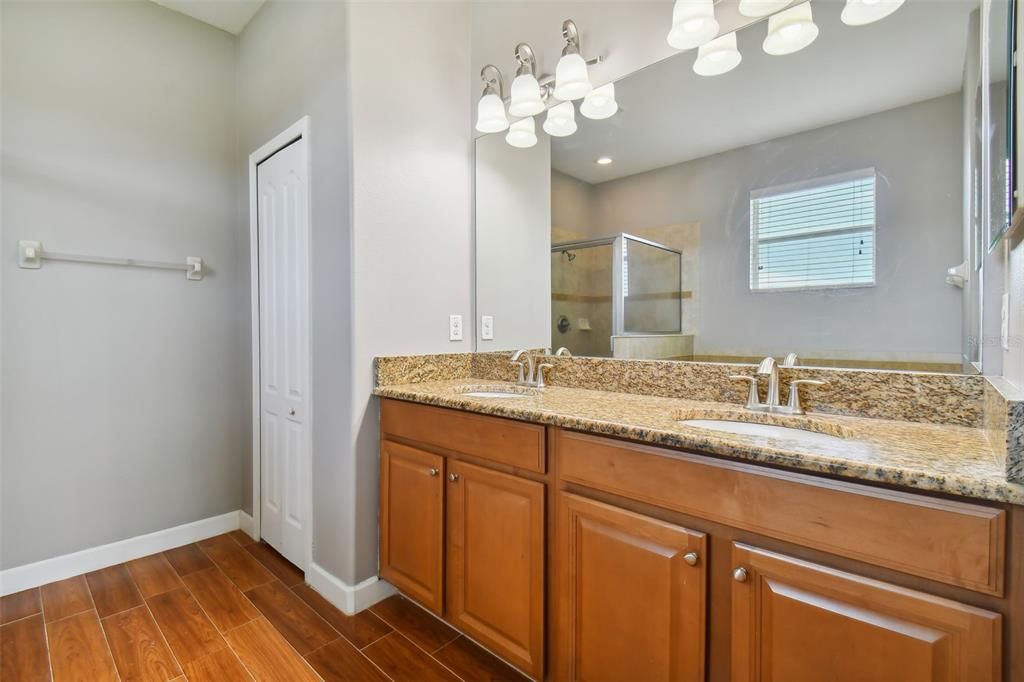 Active With Contract: $410,000 (4 beds, 3 baths, 2398 Square Feet)