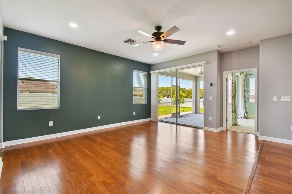 Active With Contract: $410,000 (4 beds, 3 baths, 2398 Square Feet)