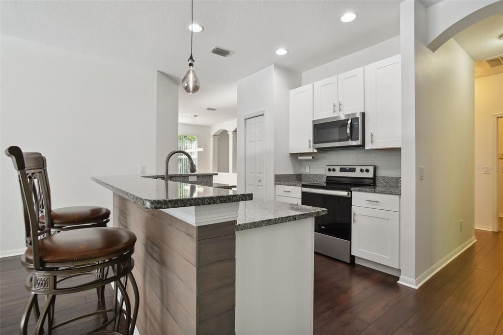 Active With Contract: $599,900 (4 beds, 3 baths, 2191 Square Feet)